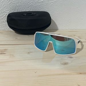 Oakley Sutro sunglasses